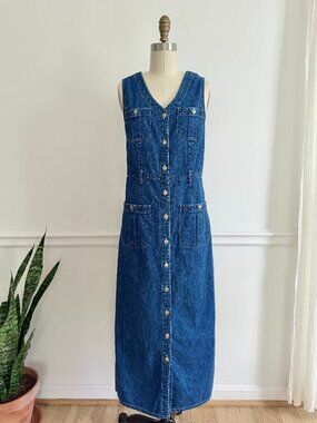 Vintage Denim Sleeveless Button-Front Maxi Dress with Pockets